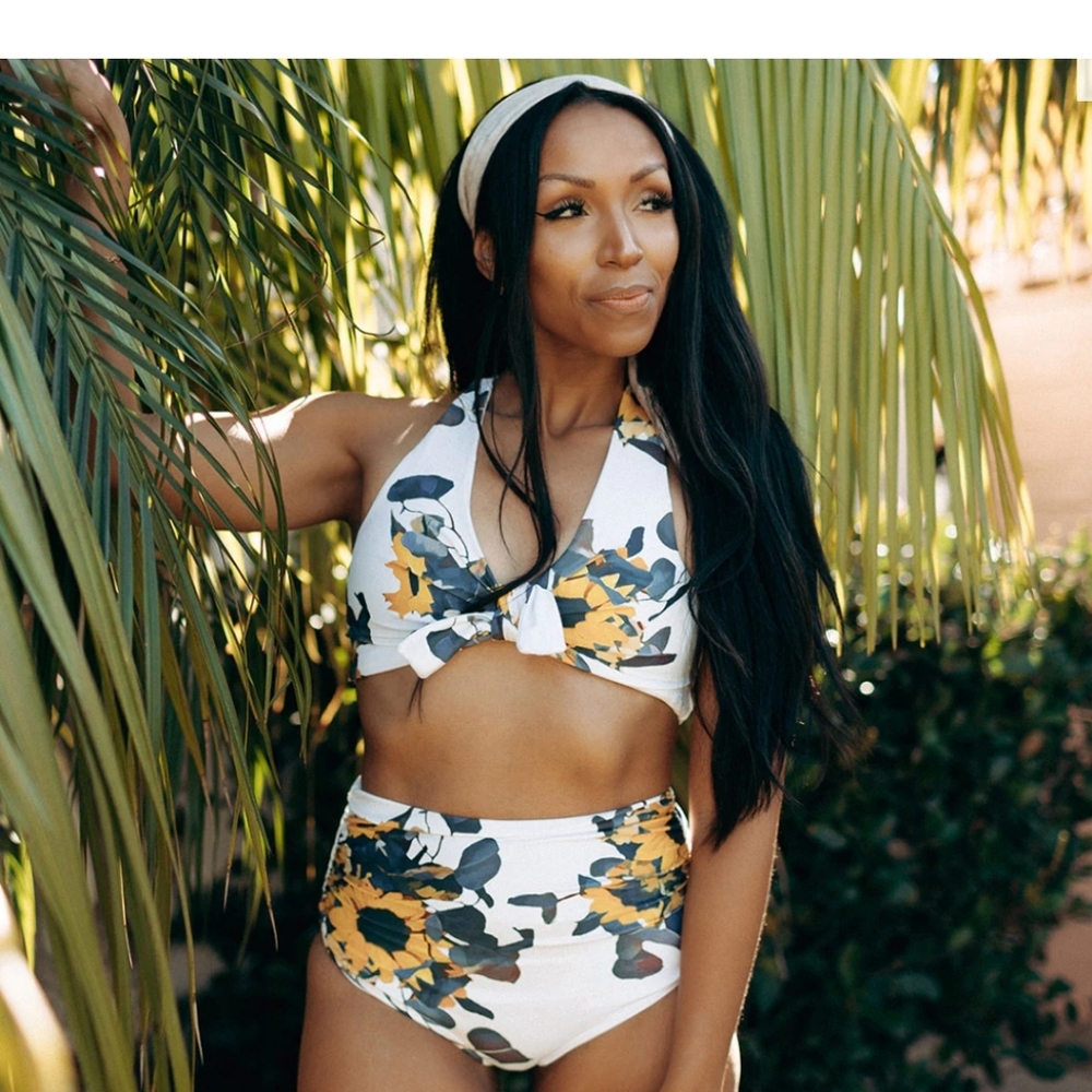 Albion Fit sunflower swim set